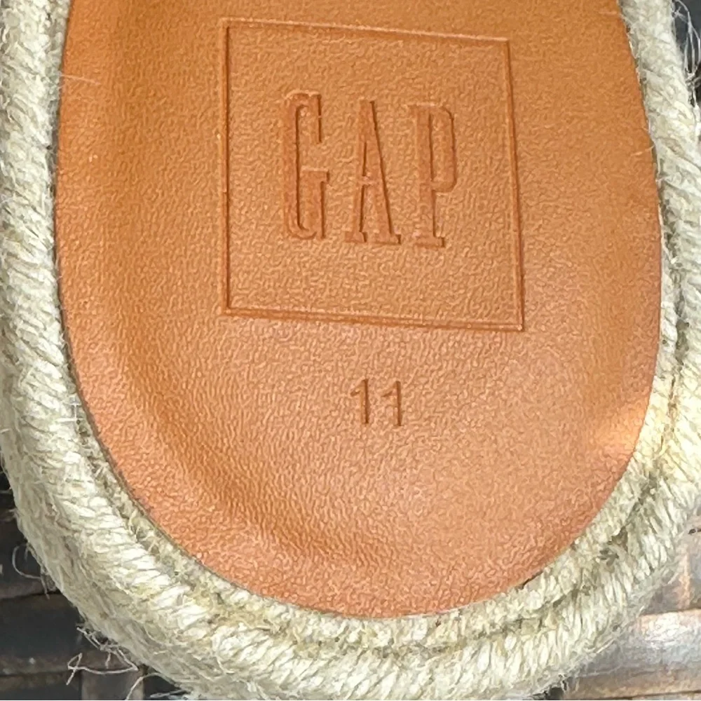 New GAP Black Suede Leather Espadrille Raffia Wedge Sandals, Size 11, Open Toe